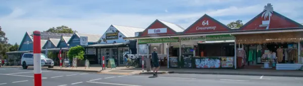 Cowaramup main street with its cafes and shopfronts